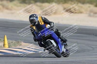 media/Nov-16-2025-Race Pace (Sun) [[8c5fa54630]]/Non Verified Riders (1st 20 Minutes)/2-Turn 10 (1010am)/